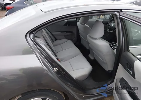 2016 Honda Accord Lx z USA, uszkodzony, nr VIN 1HGCR2F34GA195090